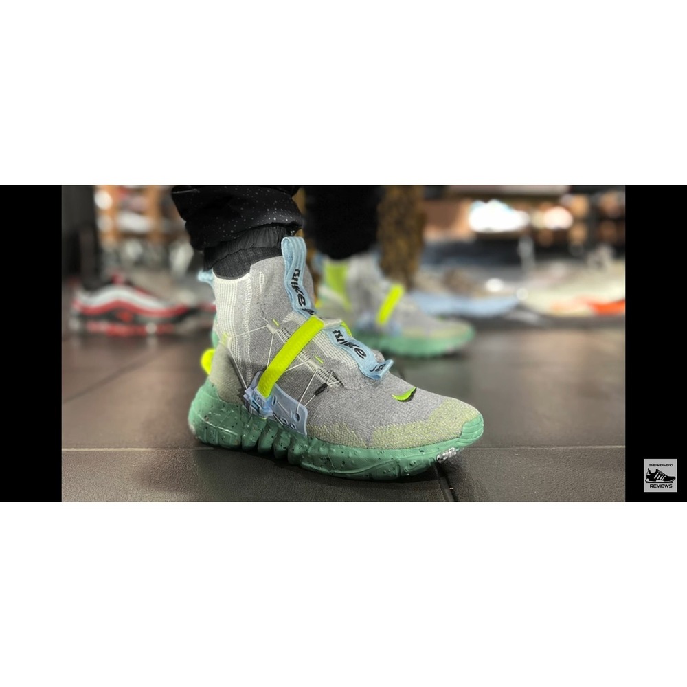 Nike Space Hippie 03 Men 9 Grey Green  Recycled FastFit CQ3989-004
